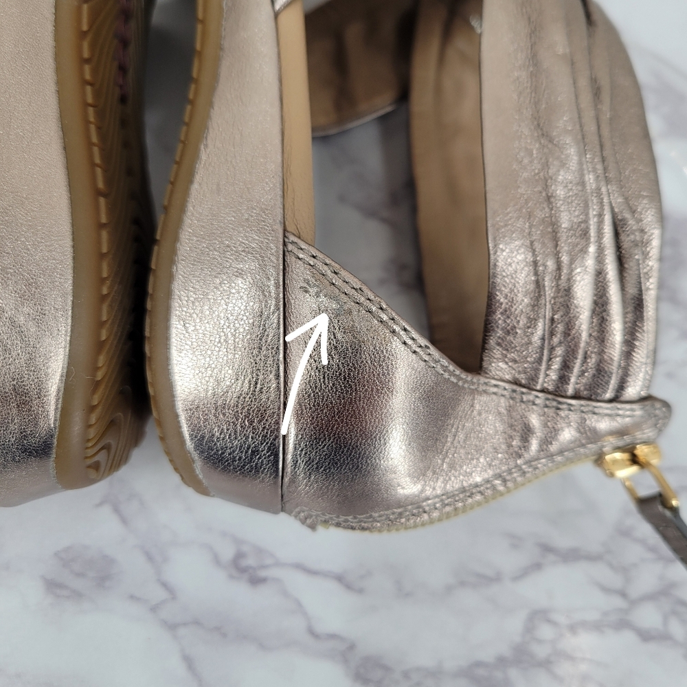 ECCO Women's Metallic Gladiator Strappy Leather Sandals - Picture 11 of 11